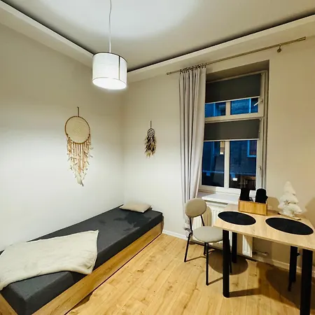 Przy Parku Roz Ii * 초르조프